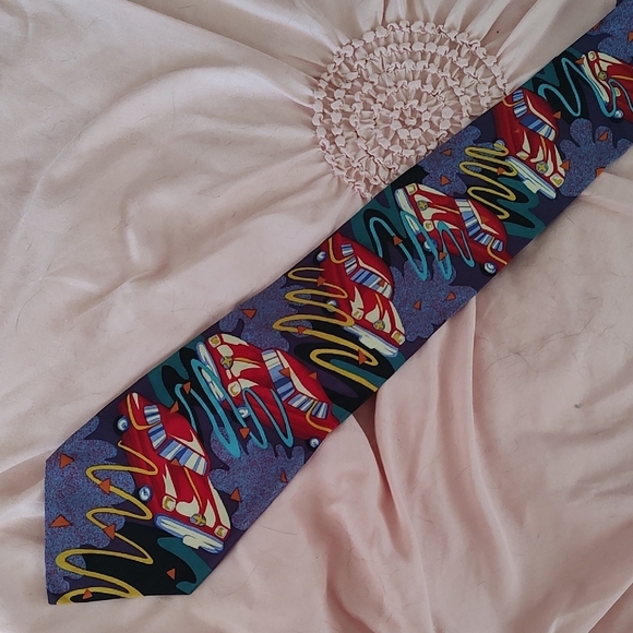 Beatles Vintage Drive My Car Abstract Silk Tie 4" - Picture 3 of 7